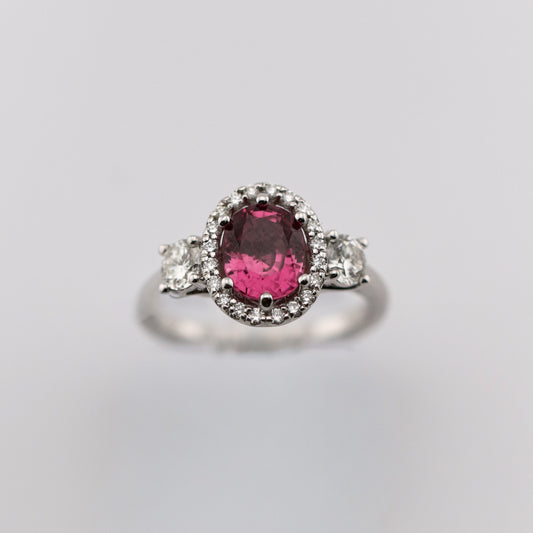 The Valora Spinel Ring
